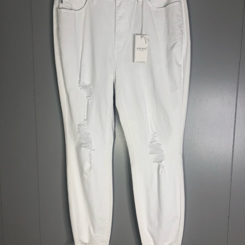 New designer jeans by Judy blue